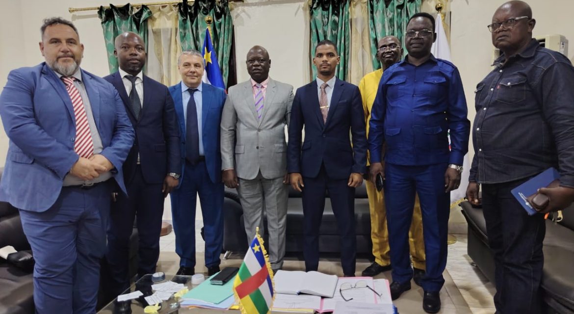 Audience au ministère de l’Agriculture et du Développement rural : l’Italie intéressée par le développement de la filière café en République centrafricaine
