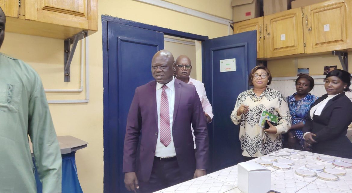Fin de la tournée des structures sous tutelle : le Ministre Pr Emmanuel MBETID BESSANE clôt sa visite à l'ONASEM
