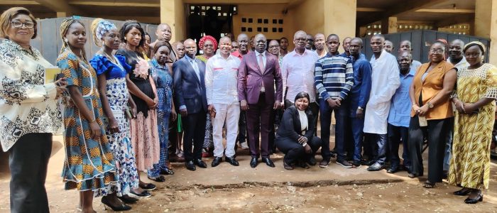 Fin de la tournée des structures sous tutelle 9 Fin de la tournée des structures sous tutelle : le Ministre Pr Emmanuel MBETID BESSANE clôt sa visite à l'ONASEM